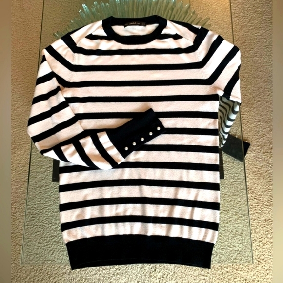 EUC Zara Lightweight Sweater ❤️ - Picture 2 of 4